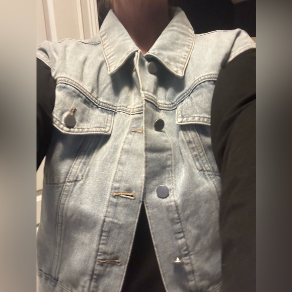 Pink Lily Light Wash Denim Vest | Classic Sleeveless Jean Jacket XL - Picture 4 of 4